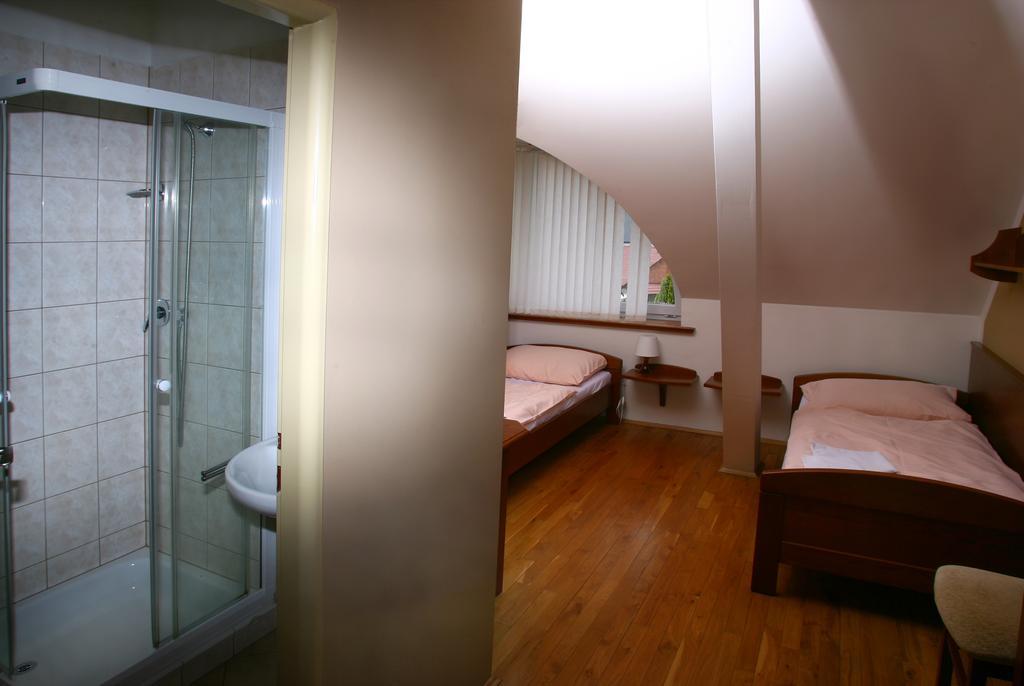 Penzion Fajn *** Pardubice Phòng bức ảnh
